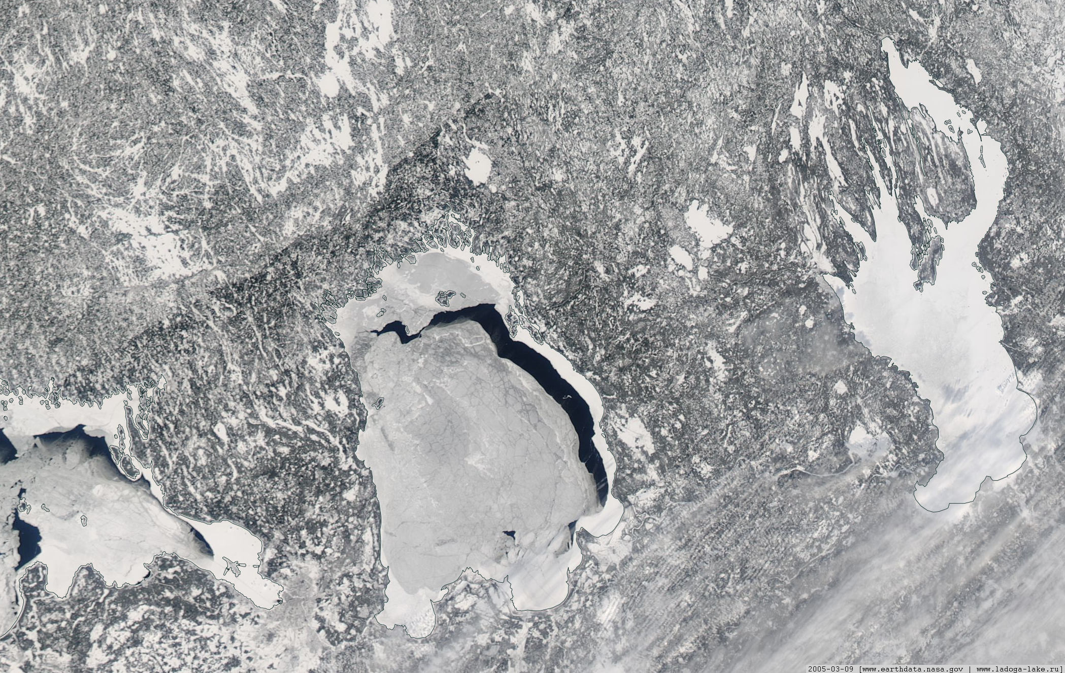 Онежское озеро ледовая