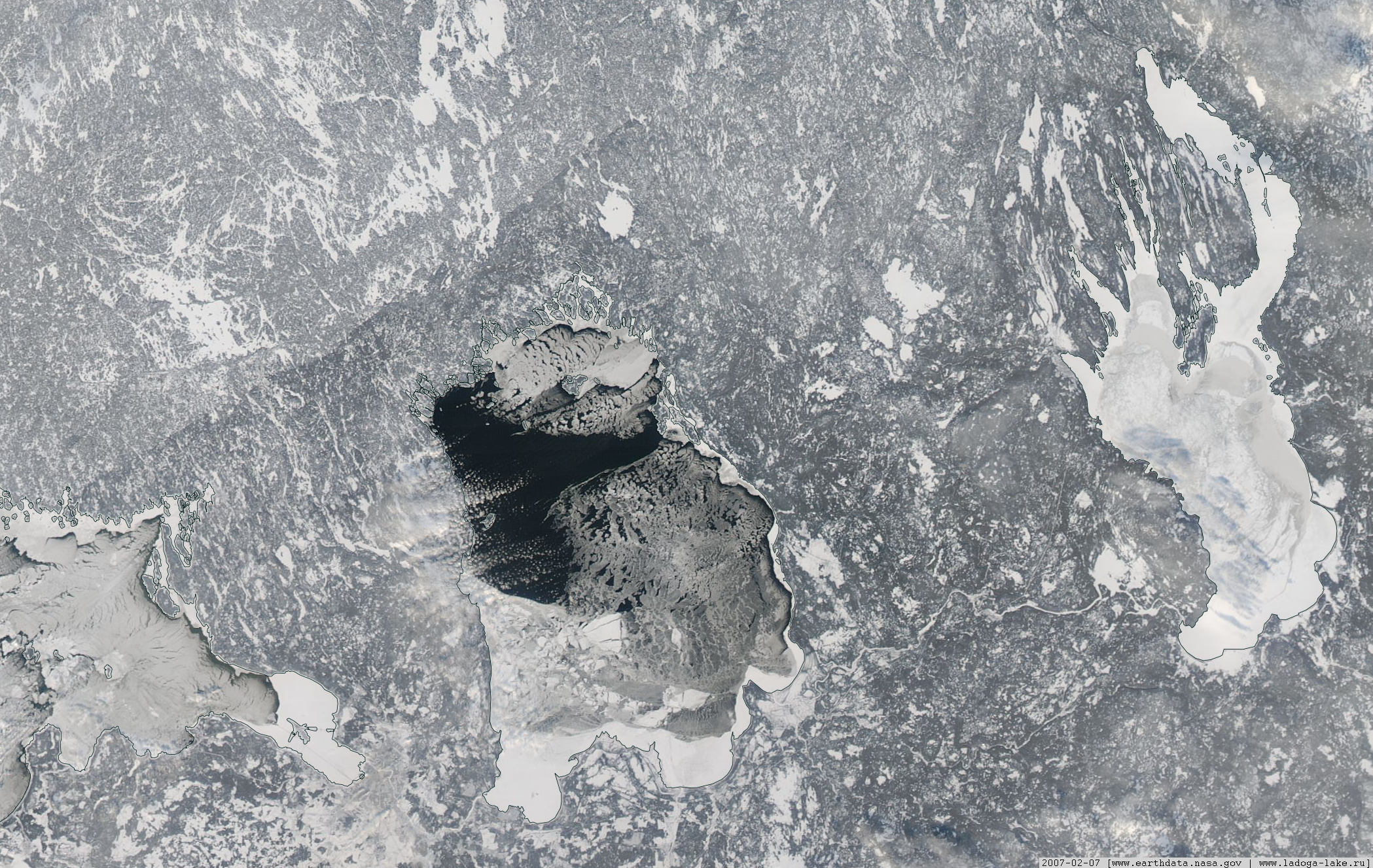 Ледовая обстановка ладоге в реальном времени. Космический снимок Онежского озера. Ледовая обстановка Онежское озеро. Ледовая обстановка на Ладоге. Карта ледовой обстановки.