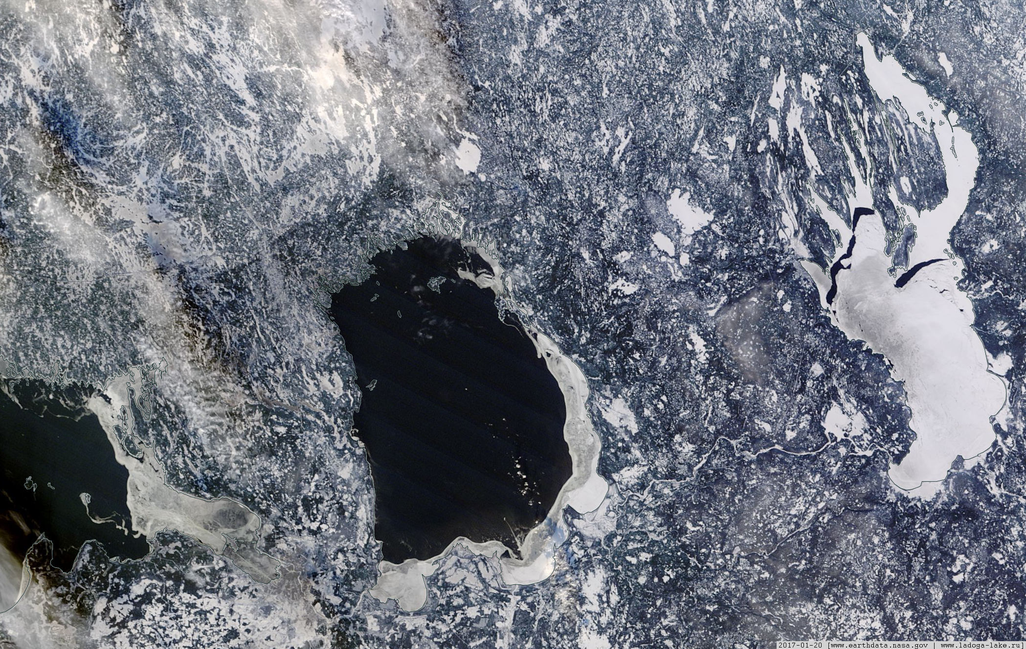 Ледовая обстановка ладоге в реальном времени. Ладожское озеро снимок со спутника. Космический снимок Онежского озера. Ледовая обстановка Онежское озеро со спутника. Ледовая обстановка Онежское озеро.