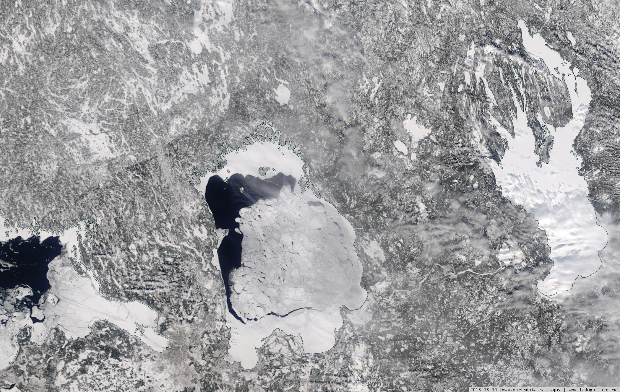Ледовая обстановка ладоге в реальном времени. Космический снимок Онежского озера. Ледовая обстановка Онежское озеро. Ладожское озеро со спутника. Онежское озеро со спутника.