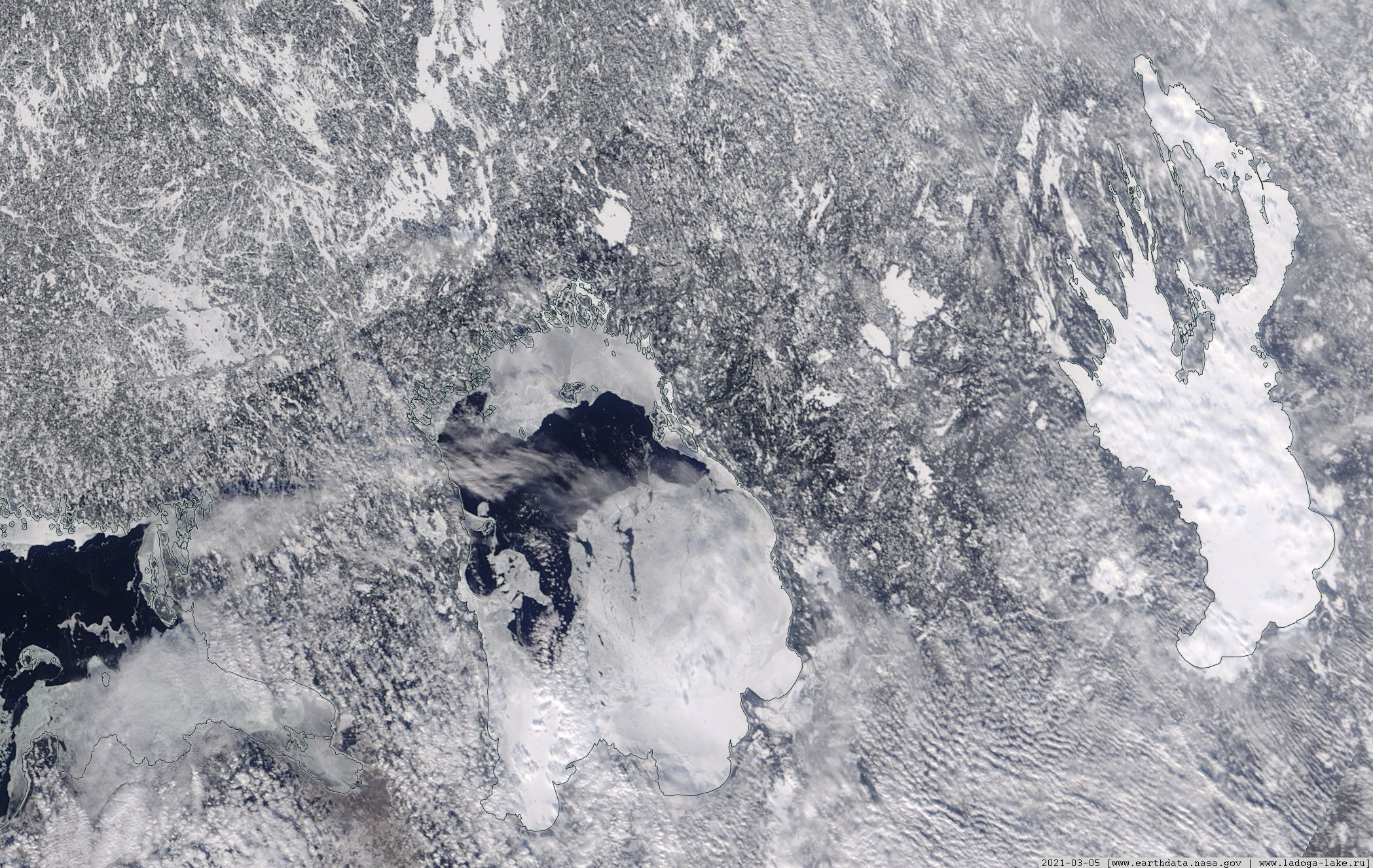 Ледовая обстановка ладоге в реальном времени. Ледовая обстановка Онежское озеро. Онежское озеро со спутника. Ледовая обстановка на Онежском озере на сегодня. Ледовая обстановка на Ладоге.
